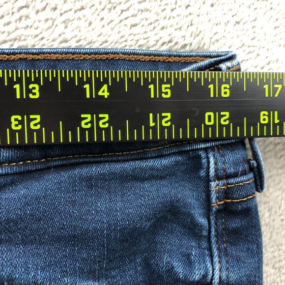 Levi's Womens Jeans Size 14S Mid Rise Skinny Leg Blue Dark Denim Casual Ankle - Picture 5 of 16